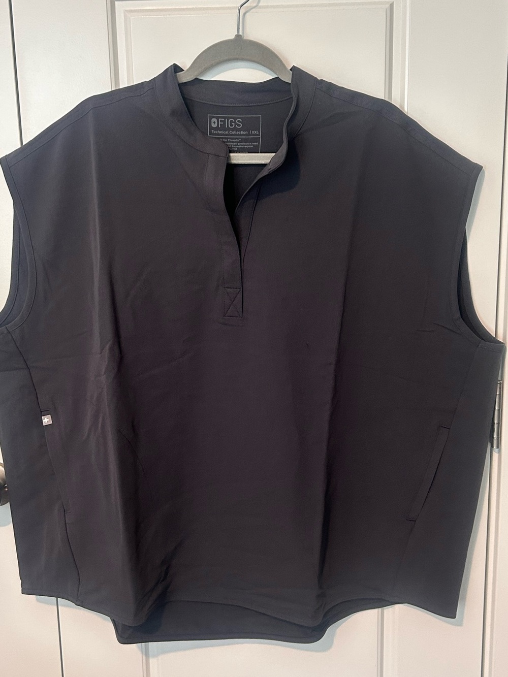 Figs Rafaela Gray Top XXL Scrubs